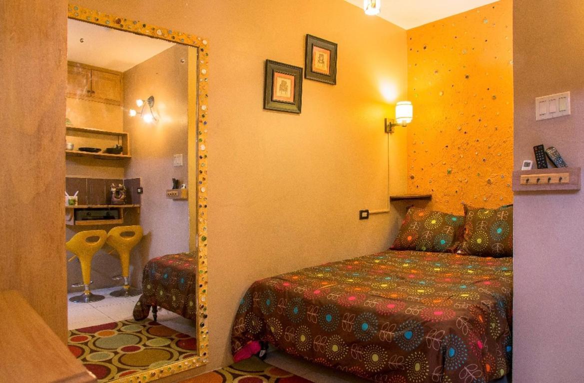 One32 Guest House Кингстон Экстерьер фото
